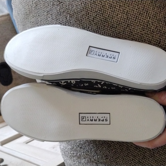 Sperry's - Picture 3 of 4